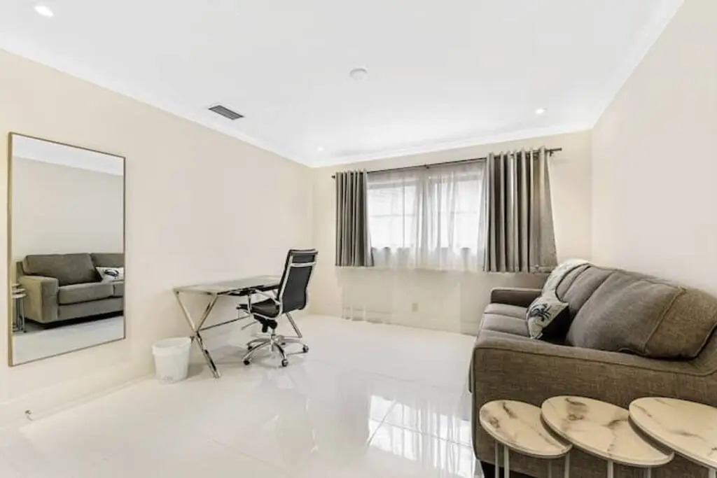 Seahorse Villa 1 by Dream Vacation