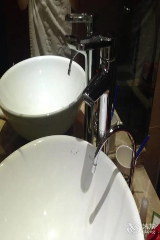 Qingmu Hotel