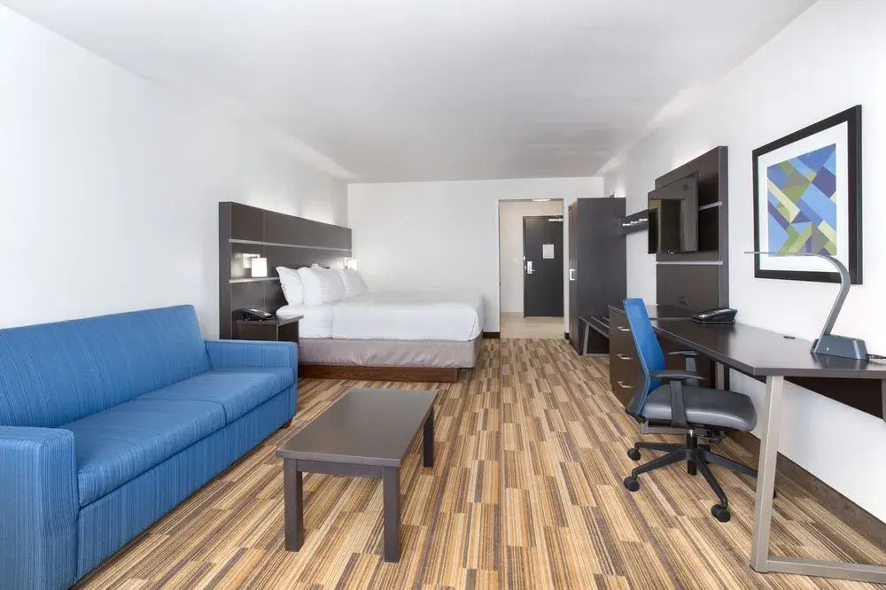 Holiday Inn Express & Suites Lincoln