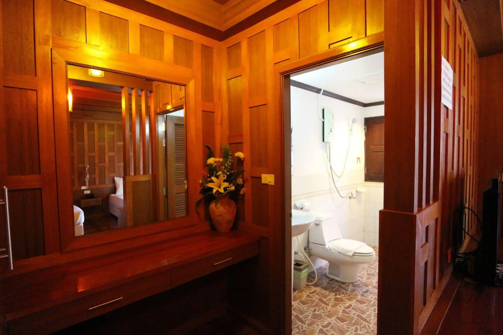 JJ Residence