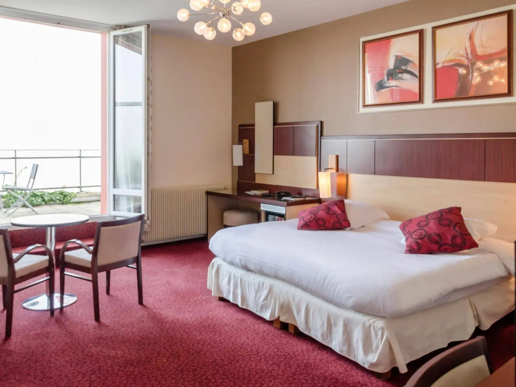 Les Vagues Hotel & Spa