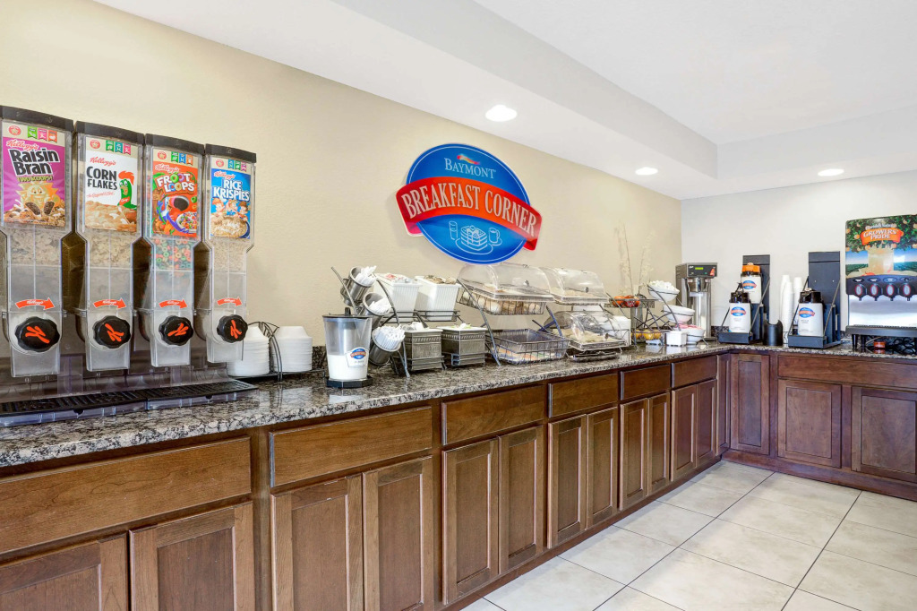 Baymont Inn & Suites San Marcos