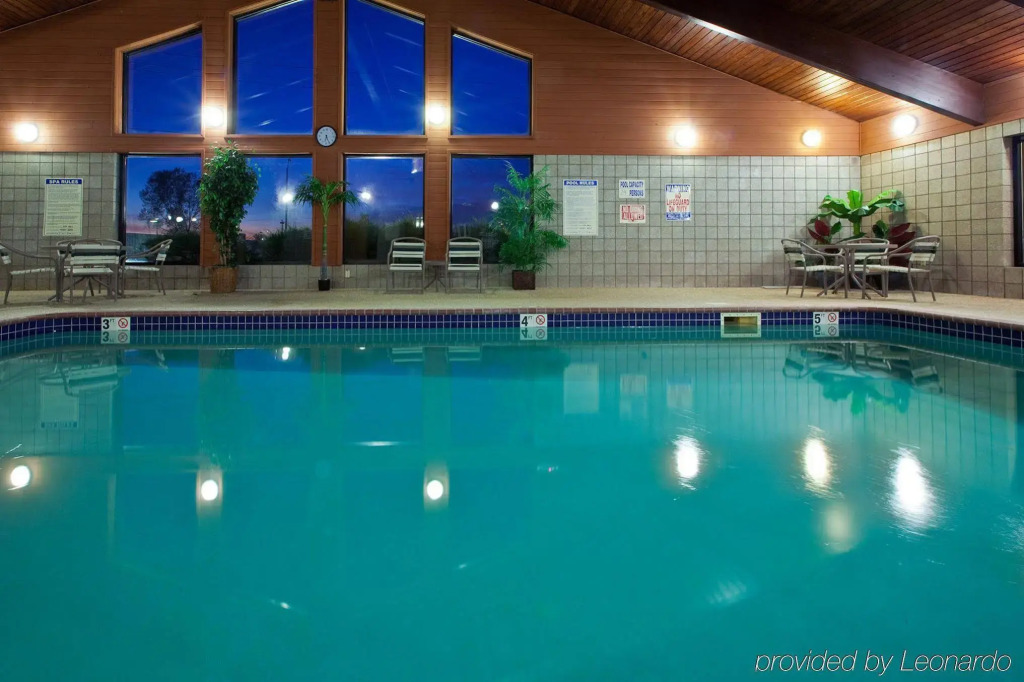 Spark by Hilton Cedar Falls