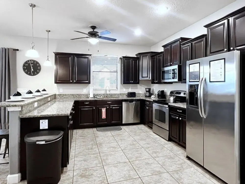 Beautiful 7 Bed Pool Home With Game Room-9117ecl 7 Bedroom Home