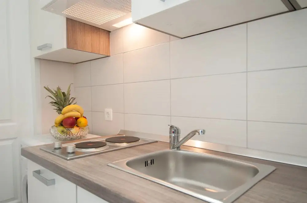 Apartments Tomic A8