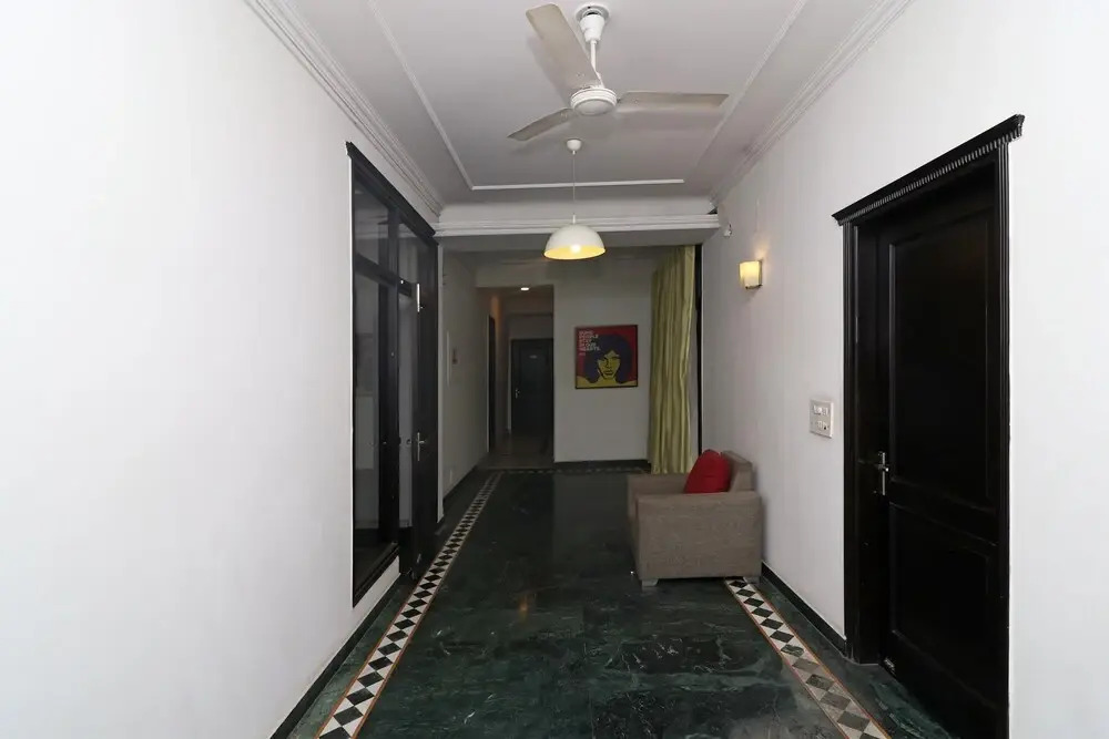 OYO 1950 Hotel Supreme