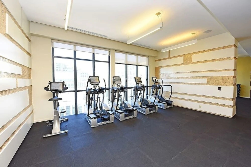 N2N Suites - Heart of the City - Downtown Suite offered by Short Term