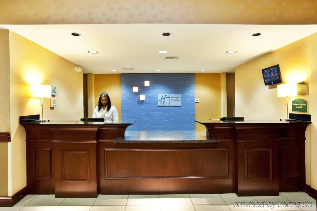Holiday Inn Express Hotel & Suites Biloxi- Ocean Springs by IHG
