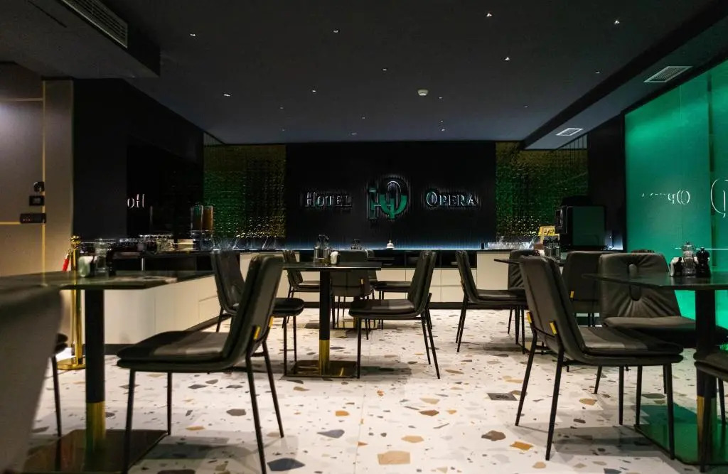 Hotel Opera
