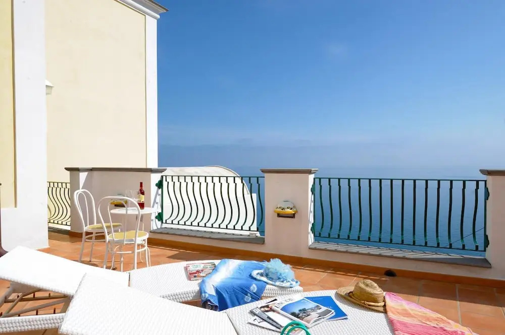 Casa Giorgia - Exclusive Panoramic Villa in the Heart of Praiano