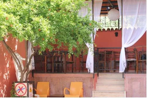 Cundahan Guesthouse
