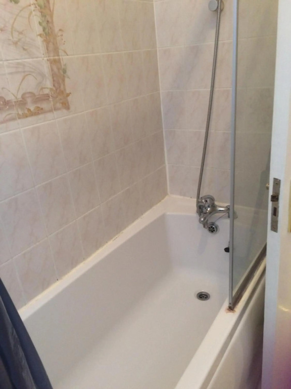 Spacious West London Apartment