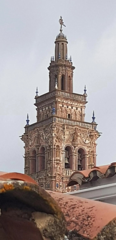 ENTRE TORRES