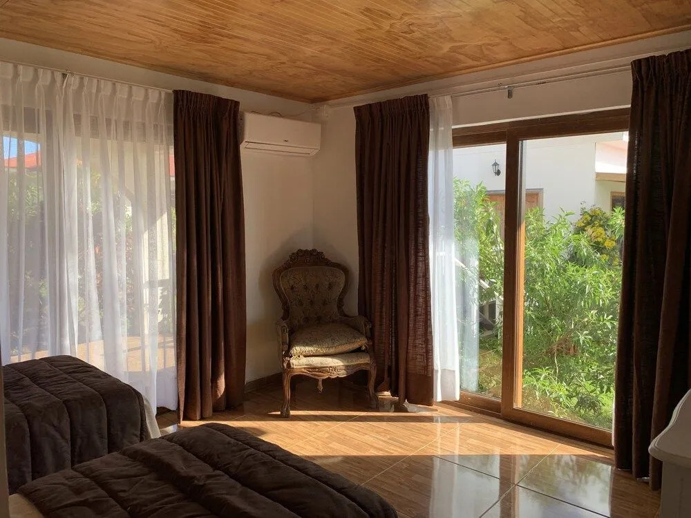 Teanehi Bed & Breakfast
