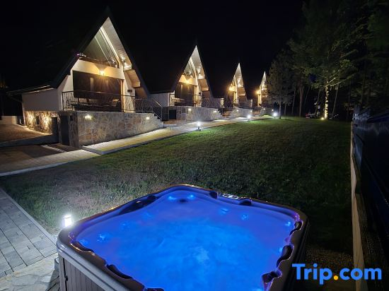 ZEN Luxury Houses & Spa