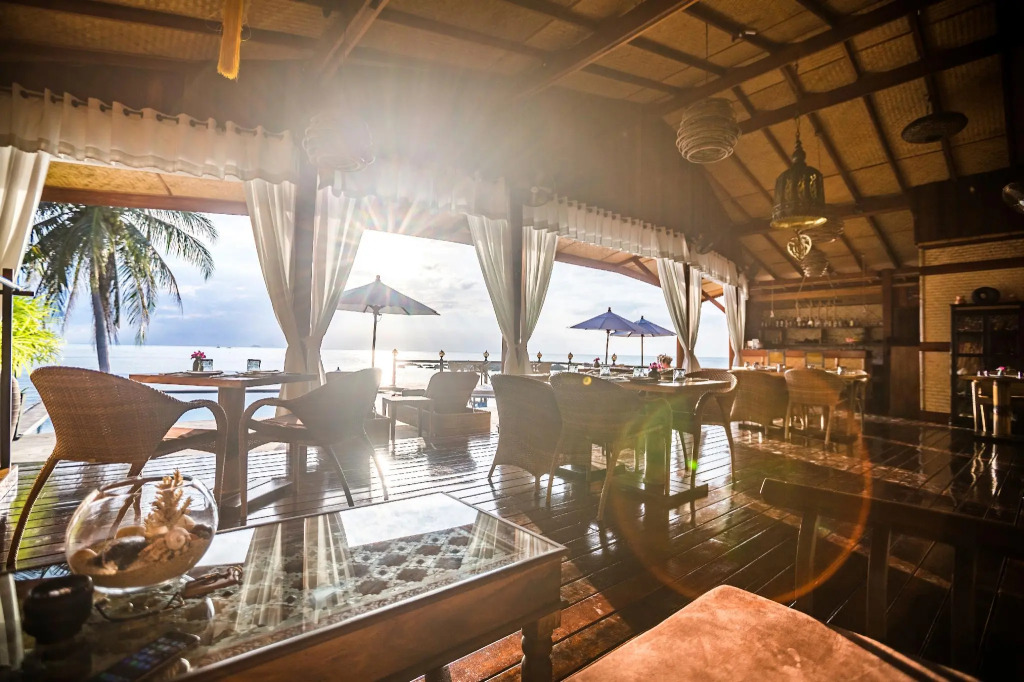Beyond The Blue Horizon Boutique Bungalows