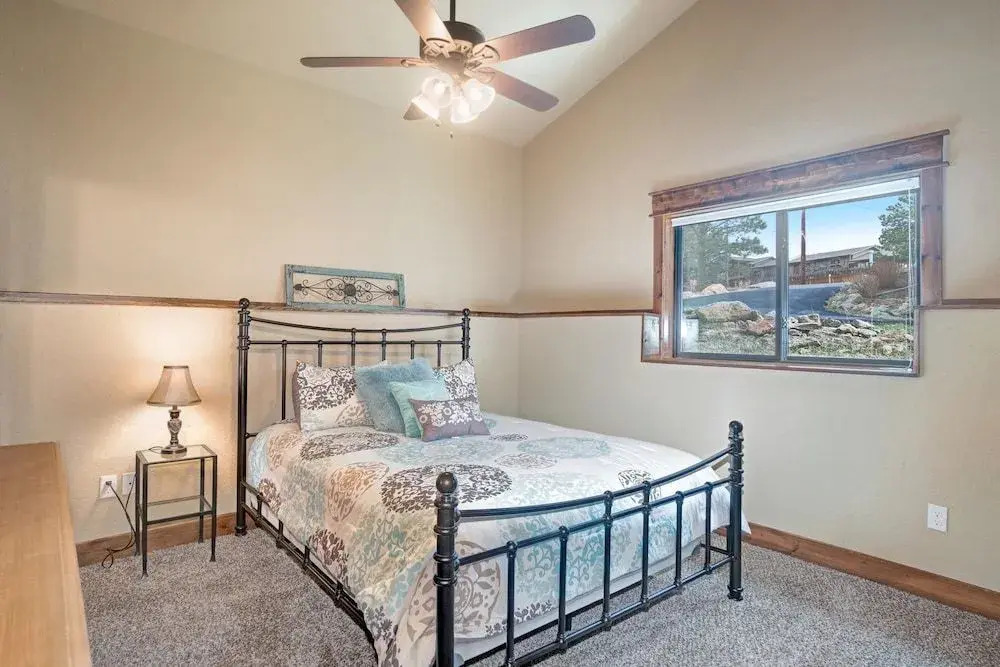 Timber Mountain Retreat - 3 Br Townhouse