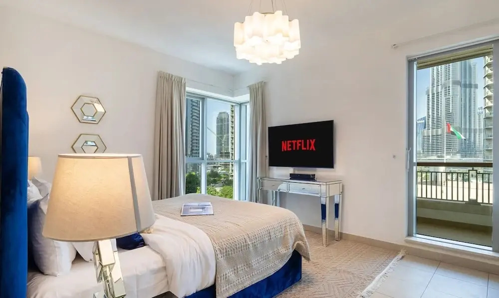 Stylish 2BR With Burj Khalifa View Near Dubai Mall