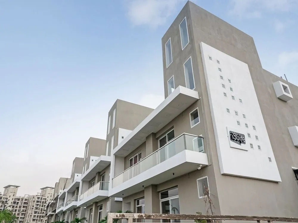 OYO 16832 I suites