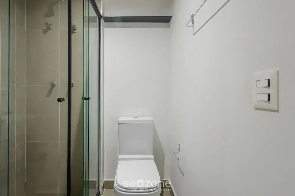 Your Complete Stay in a Building With a Pool Just Steps From the Subway - FRE