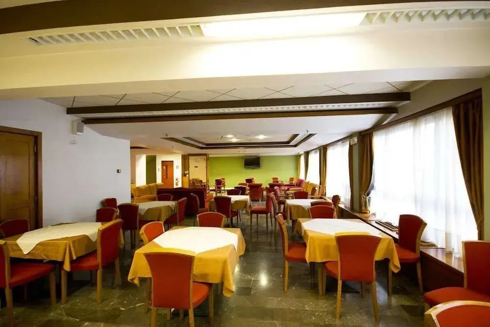 Diana Hotel