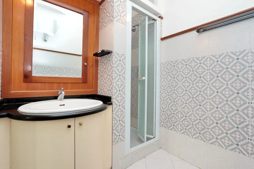 Frattina Halldis Apartments