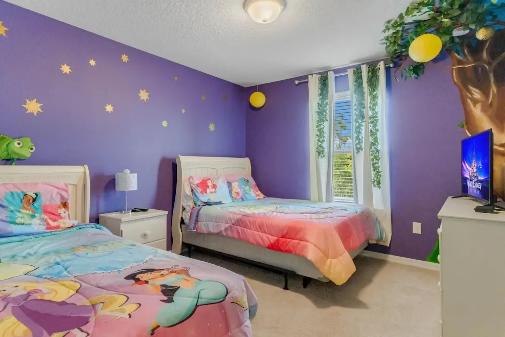 8814 Geneve CT, Kissimmee, 4 BED