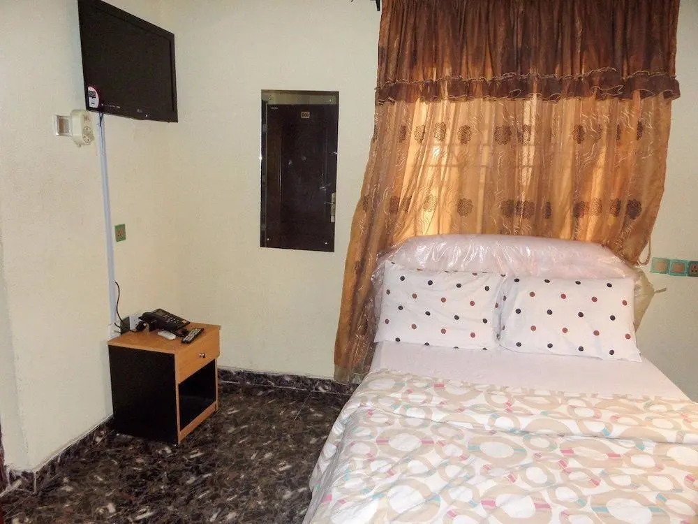 D1 Hotel & Suites