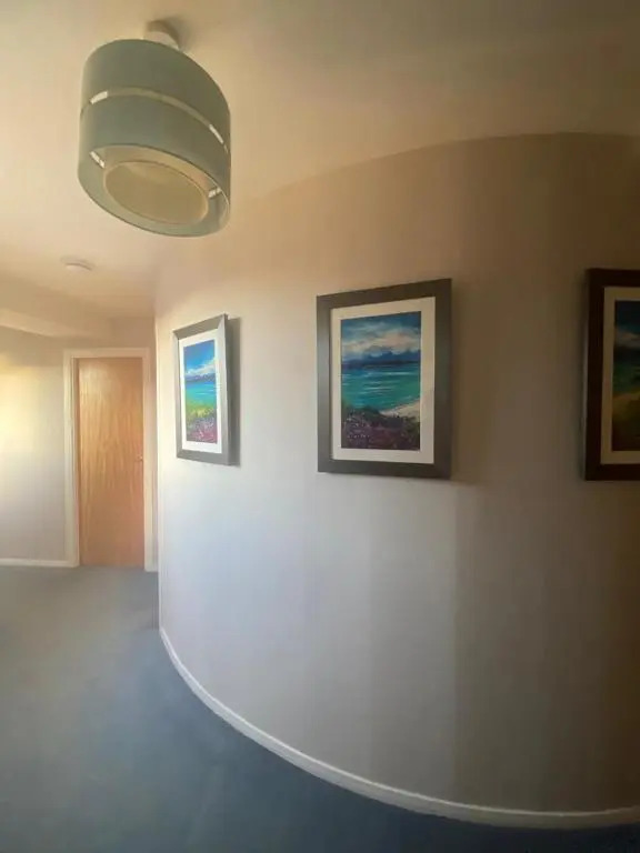 Harbour And River View, Beach 50m From Doorstep & Free Parking