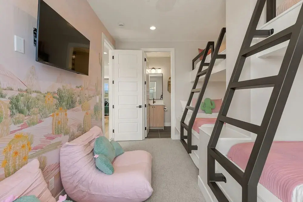 Terra Rossa 8 Bedroom Townhouse
