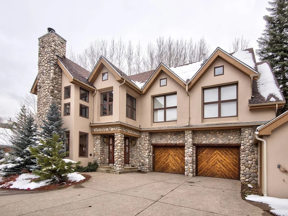 Vermont Road Chalet