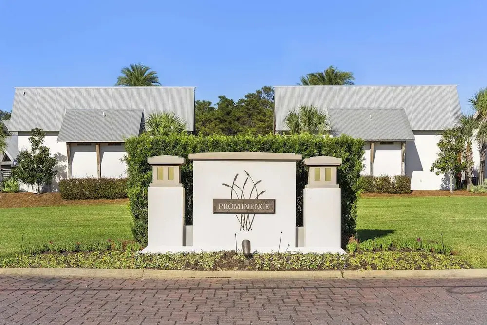 Rhema Beach Haus 2BR Luxury Retreat