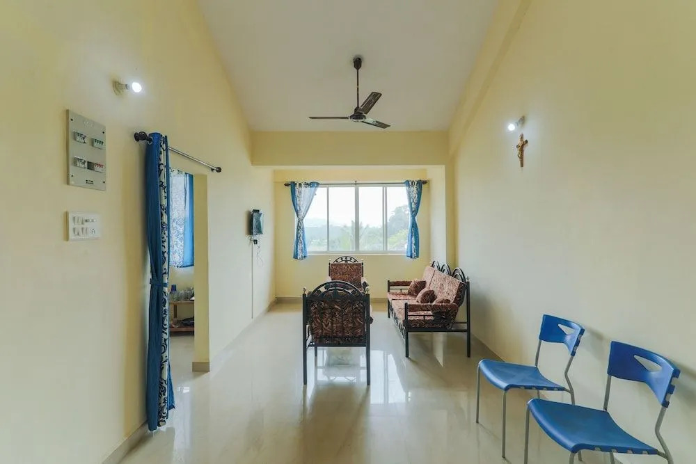 OYO 17182 Home Green View 2BHK Nuvem