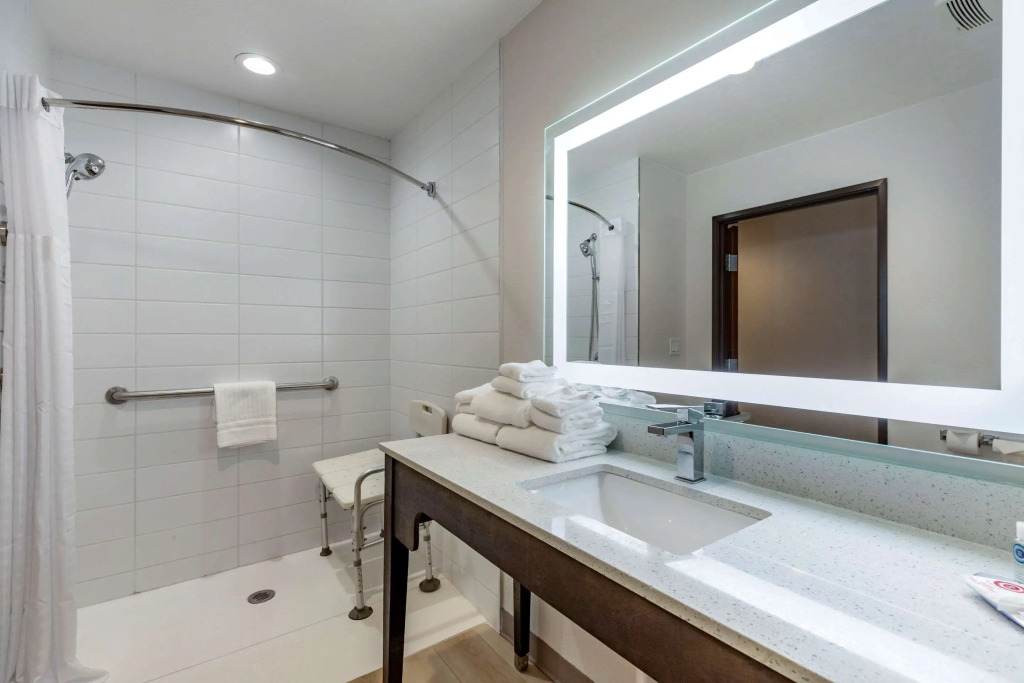 Comfort Inn & Suites Bennett