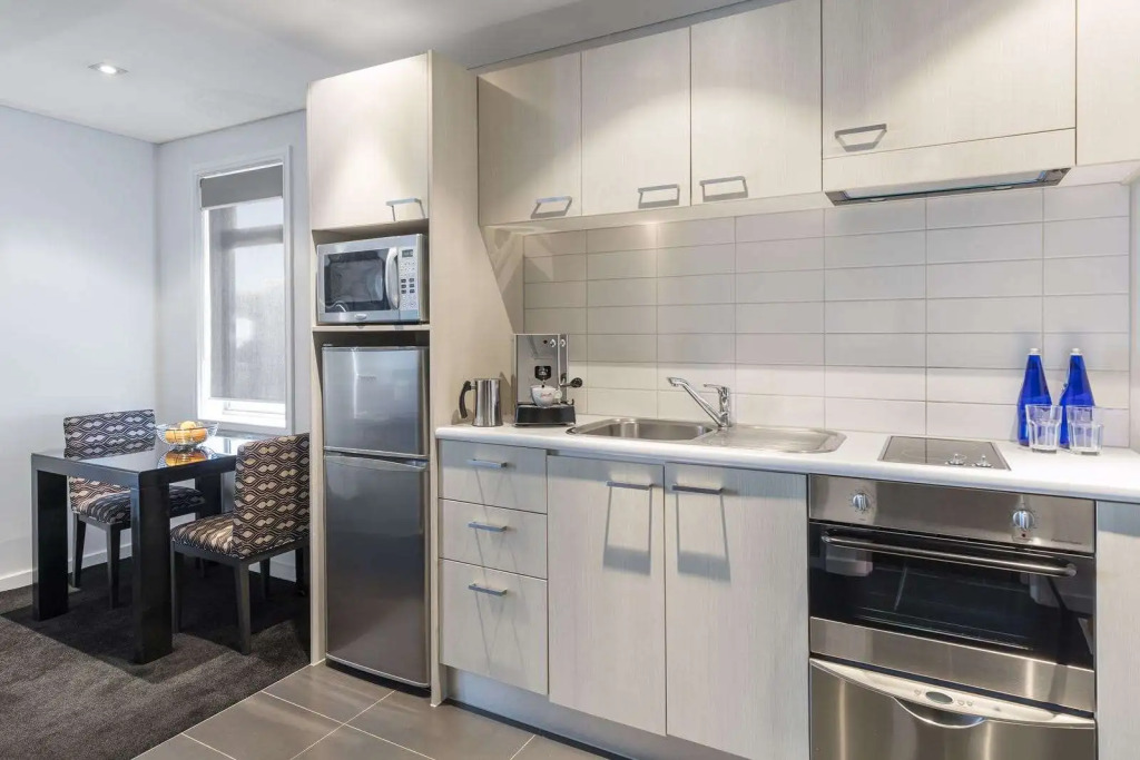 Отель Oaks Auckland