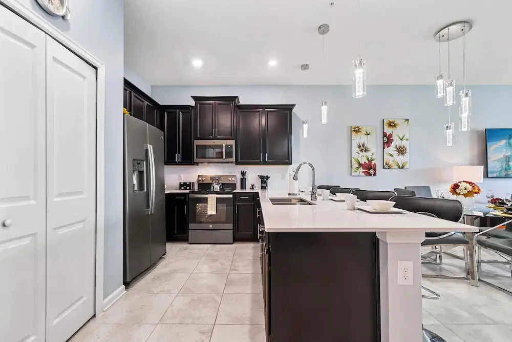 1151 Drop Lane