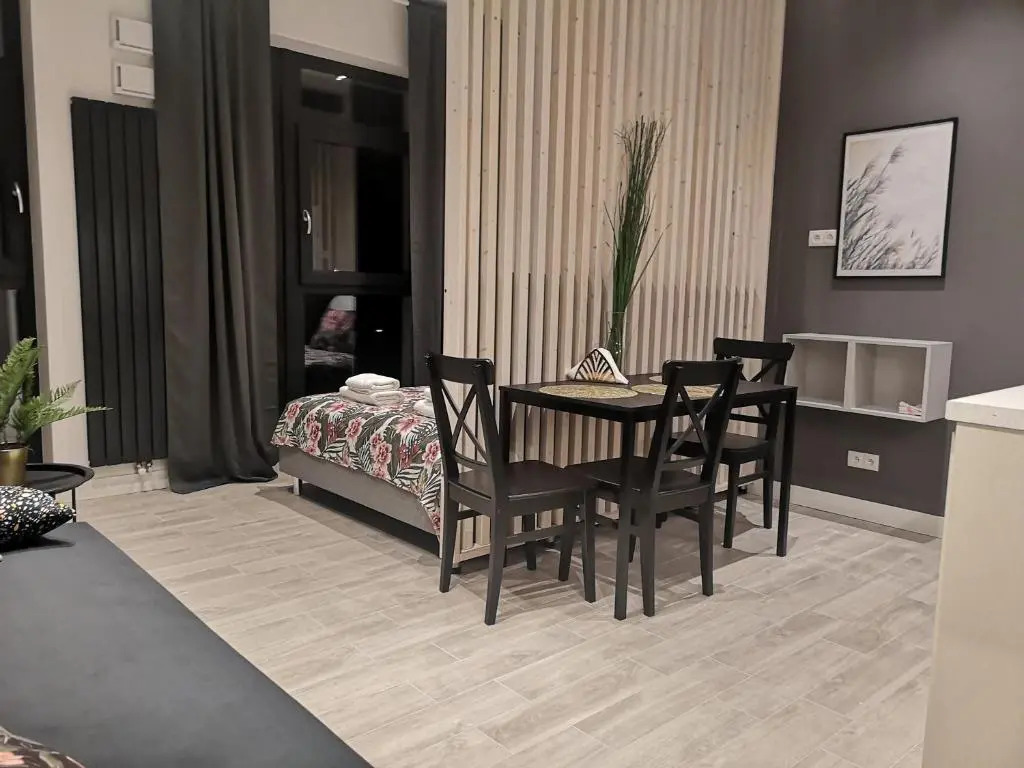 EASY RENT Apartments -BUSINESS CENTER 41