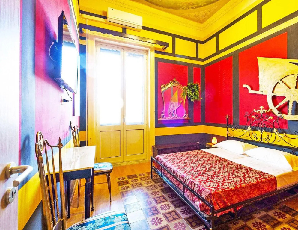 Hollywood Inn Palermo