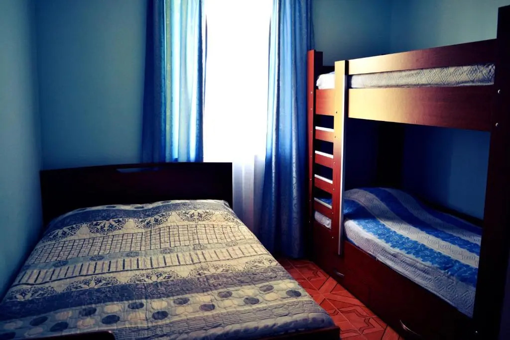 Saba Guest House