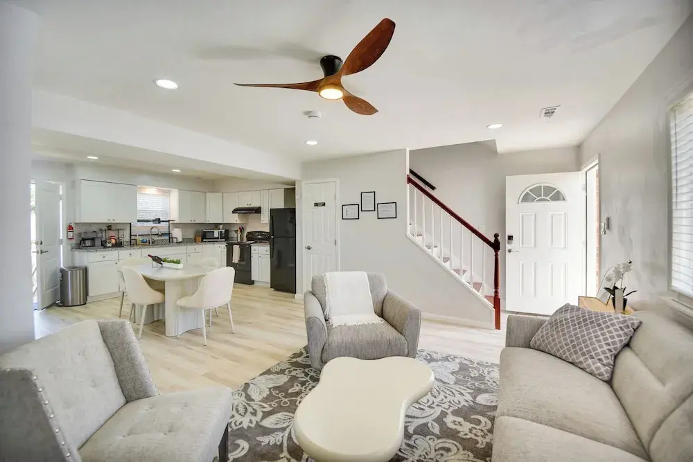 Stay By the Beach! Norfolk Duplex Half-mi to Ocean