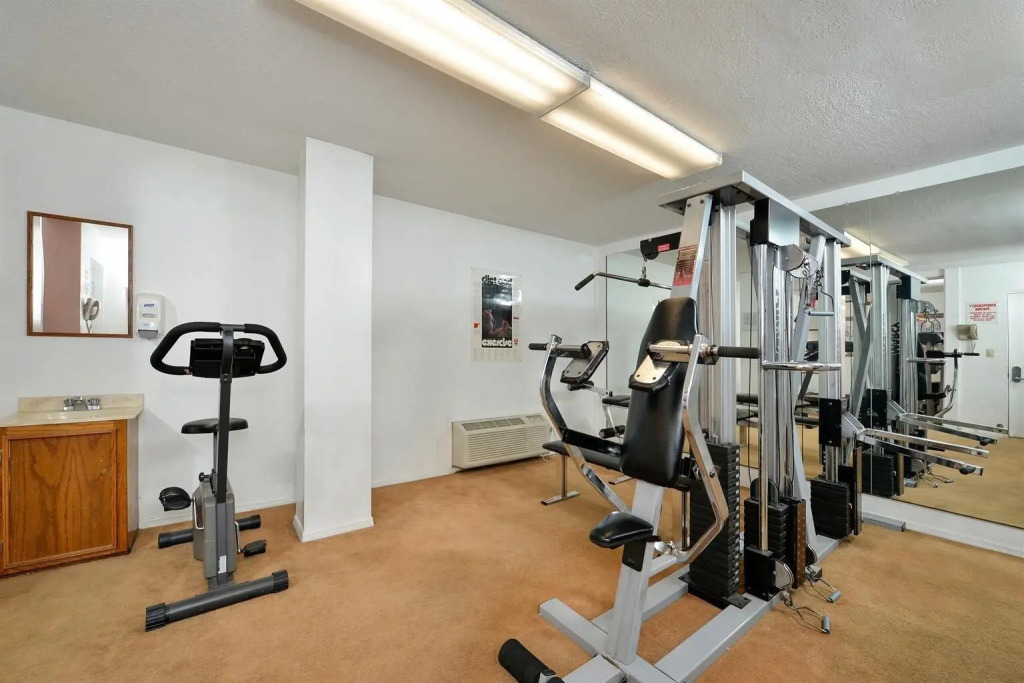 Americas Best Value Inn & Suites Lancaster