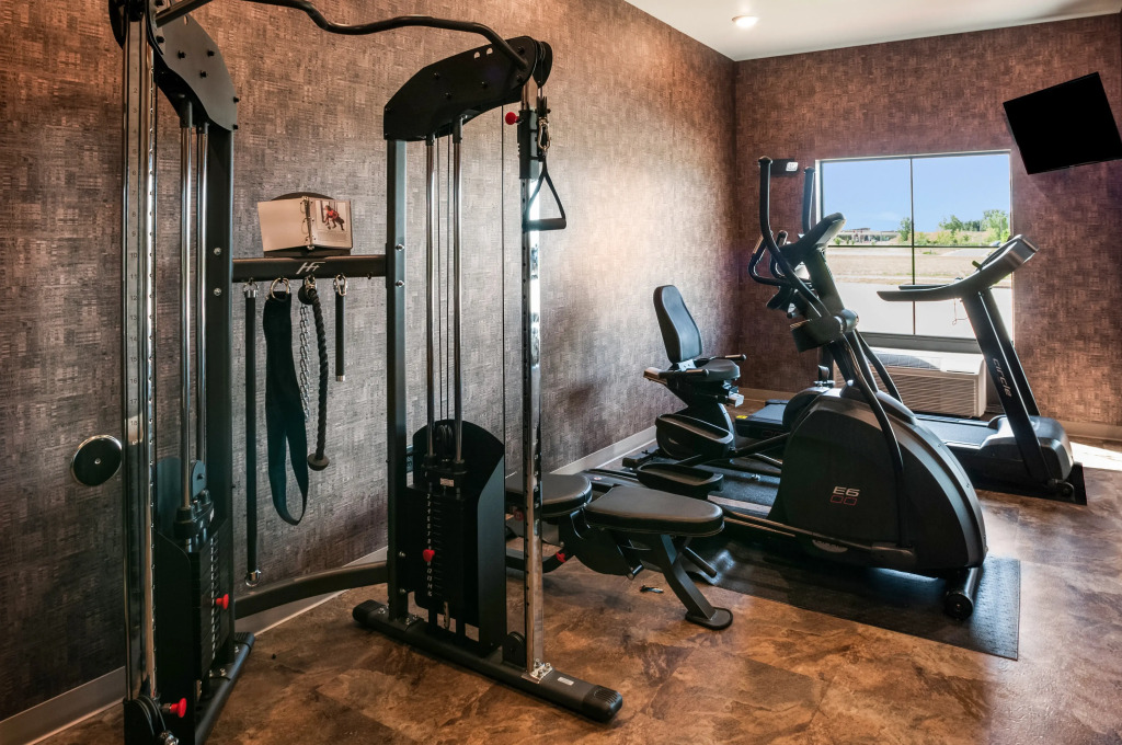 Cobblestone Hotel & Suites Appleton International Airport