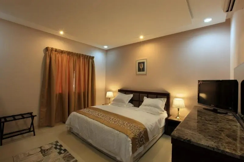 Wonder Plaza Suites