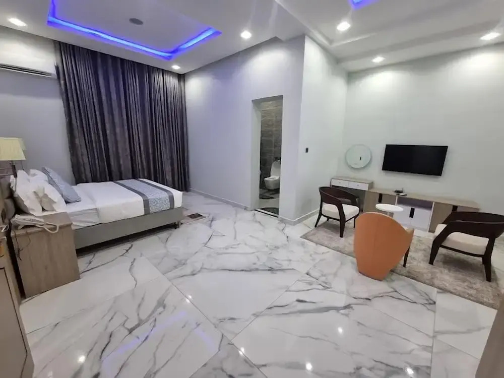 Circusse Suites and Apartments
