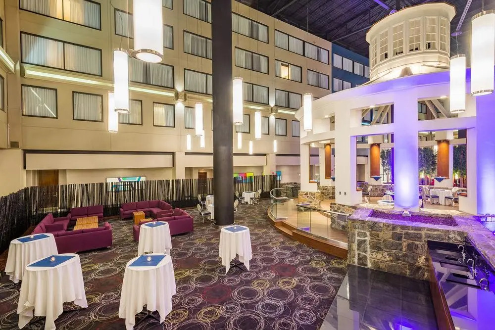University Plaza Hotel And Conference Center