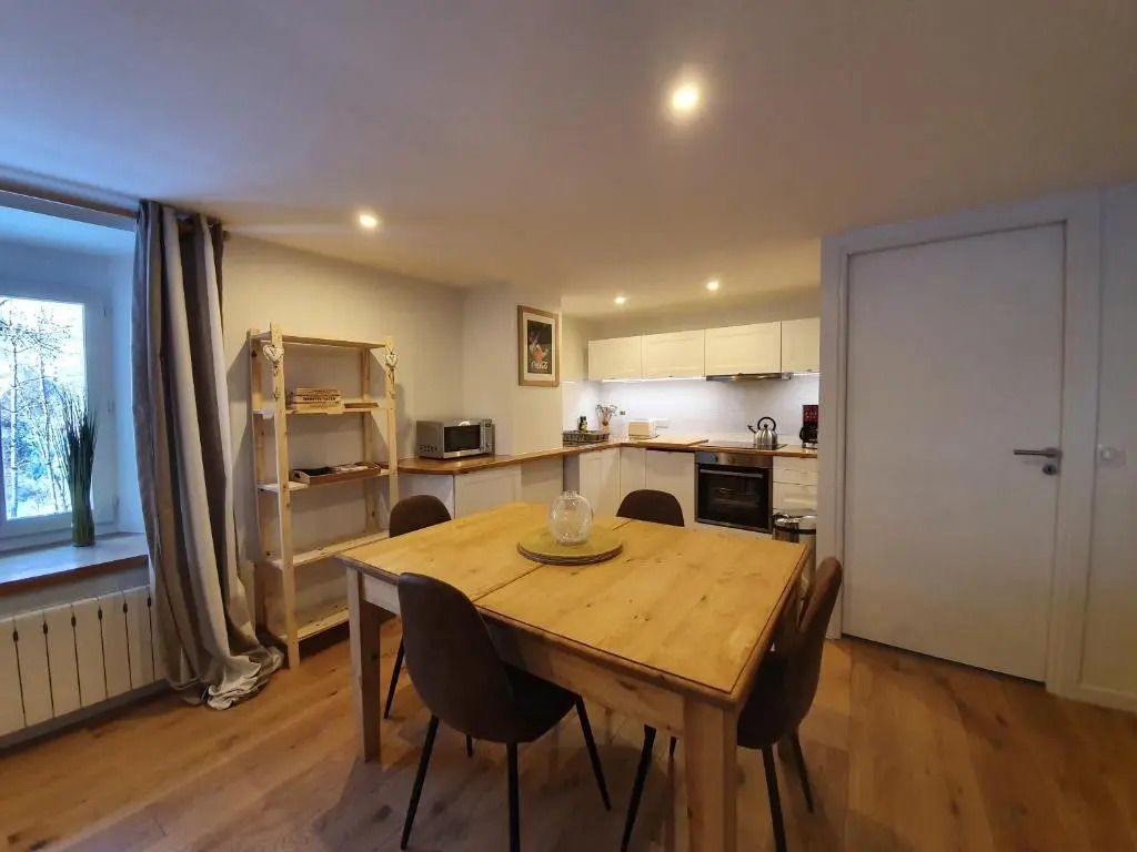 Appartement Gentiane de 85m2 avec sauna à 10 min des pistes