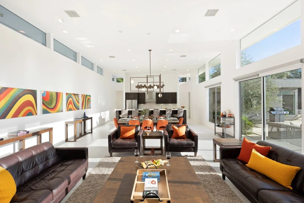 Polo Villa 3 by Avantstay Features Expansive Putting Green Pool Spa Outdoor Firepit 260328 6 Bedrooms
