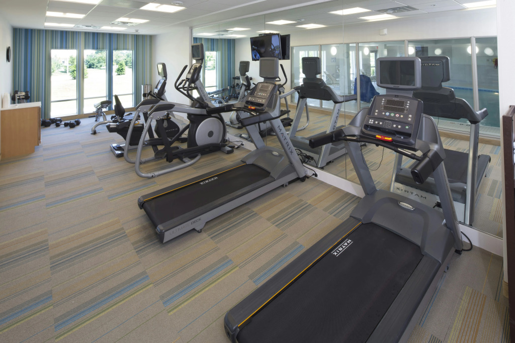 Holiday Inn Express & Suites - Gaylord by IHG