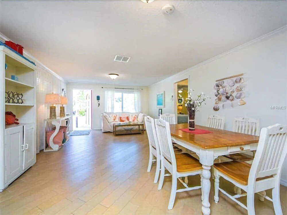 Angelfish Apartment 3