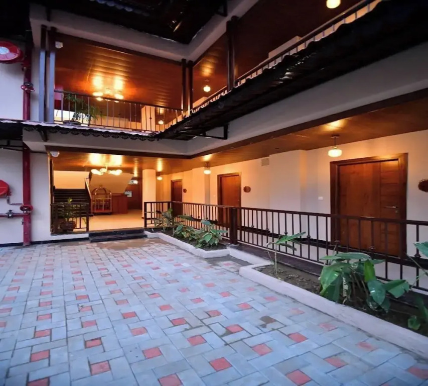 Hotel Aviral Ganga